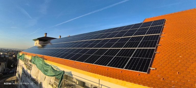 19.03.2026 ☀️ Panourile fotovoltaice nu mai sunt viitorul. Sunt prezentul. Iar @ExpertEnergy, partener al clubului nostru