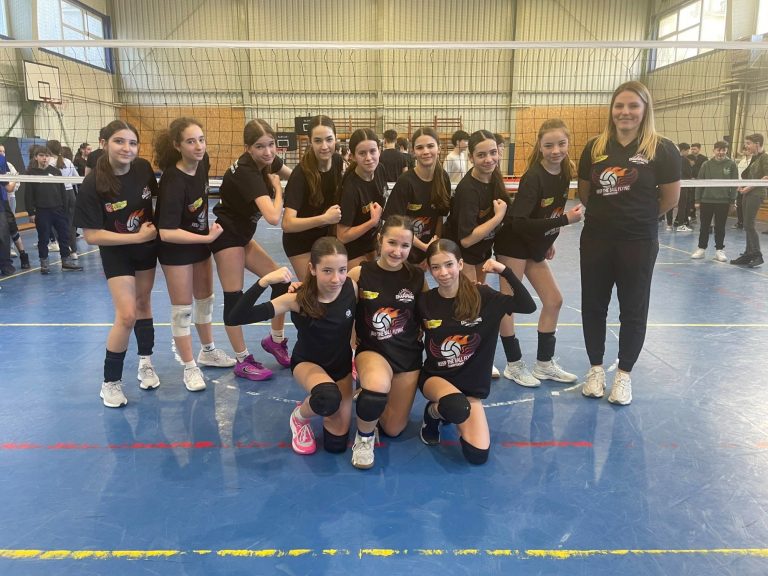 12.02.2026 Liceul Teoretic Constantin Noica este noua campioană ONSS a județului Sibiu, volei feminin gimnaziu!