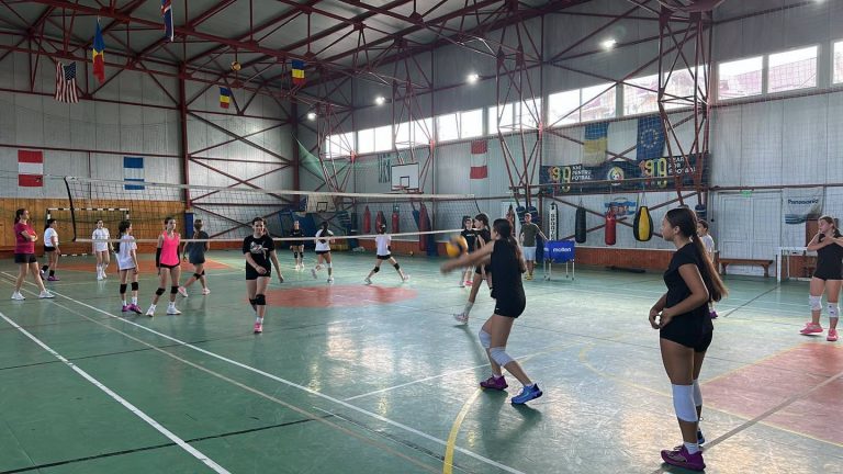 15.07.2026Pentru jucatoarele U15 Champions Sibiu, vacanța înseamnă începutul unui nou capitol. Am dat startul primului cantonament al verii