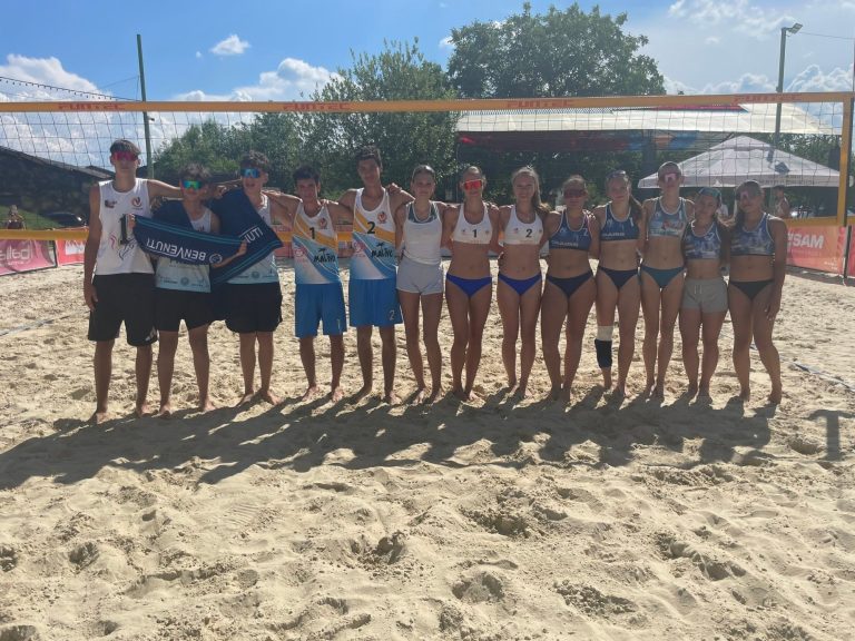 6.09.2026Champions Sibiu formează o nouă grupă de inițiere în volei pentru băieții născuți în 2016, 2017 și 2018.